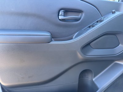 2026 Nissan Frontier Crew Cab 4x4 SV