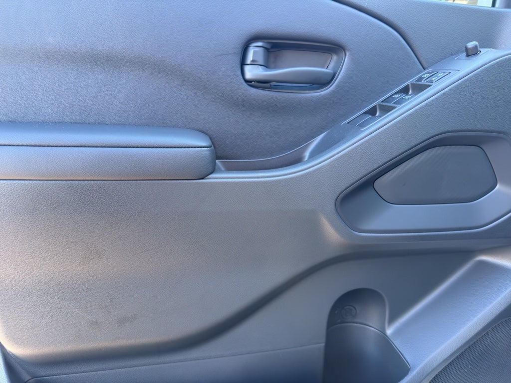 2026 Nissan Frontier Crew Cab 4x4 SV