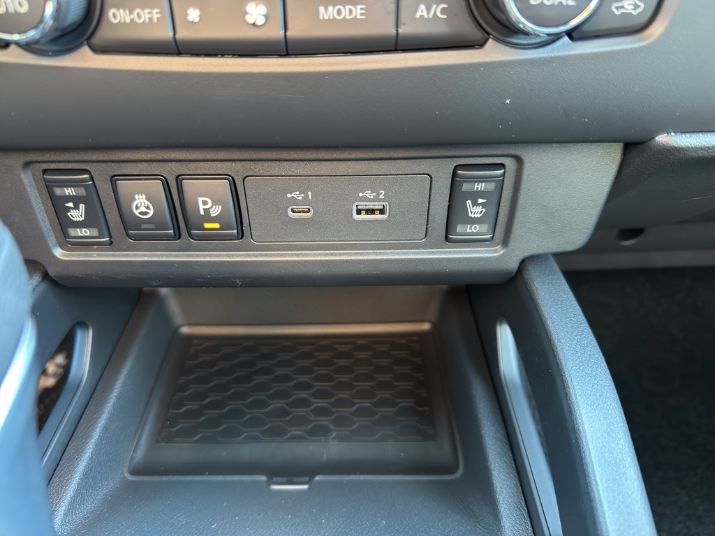 2026 Nissan Frontier Crew Cab 4x4 SV