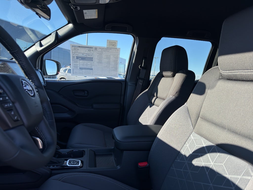 2026 Nissan Frontier Crew Cab 4x4 SV