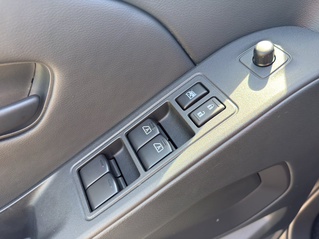 2026 Nissan Frontier Crew Cab 4x4 SV