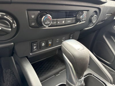 2027 Nissan Frontier Crew Cab 4x4 Long Bed SV