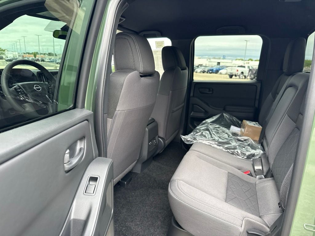 2027 Nissan Frontier Crew Cab 4x4 Long Bed SV