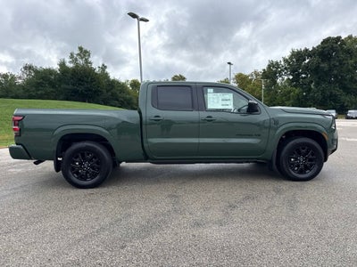 2027 Nissan Frontier Crew Cab 4x4 Long Bed SV