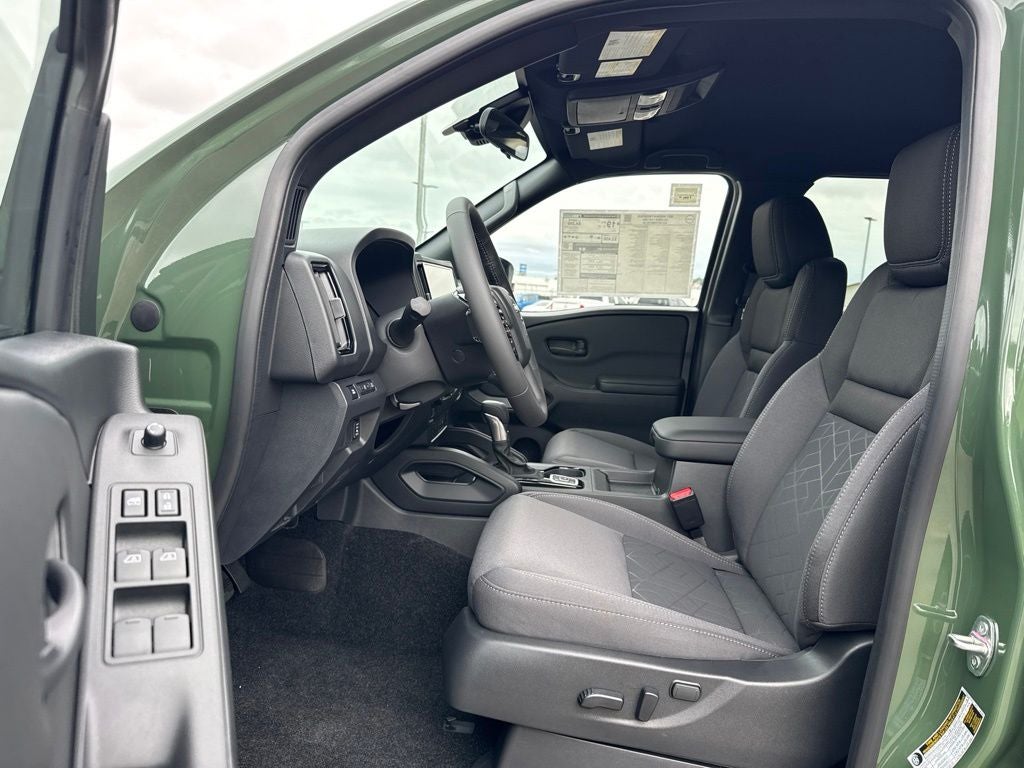 2027 Nissan Frontier Crew Cab 4x4 Long Bed SV