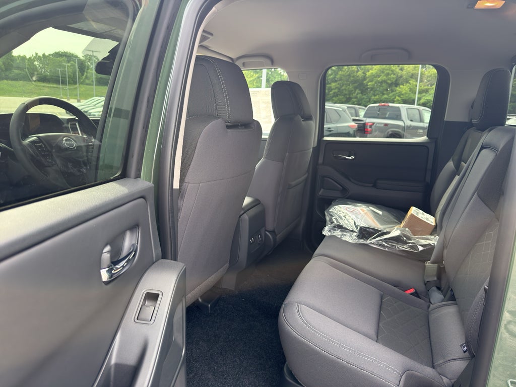 2026 Nissan Frontier Crew Cab 4x4 Long Bed SV