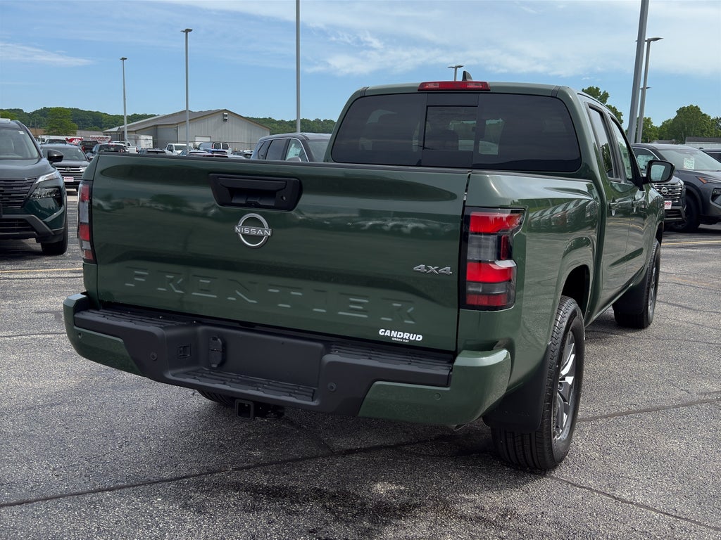 2026 Nissan Frontier Crew Cab 4x4 Long Bed SV
