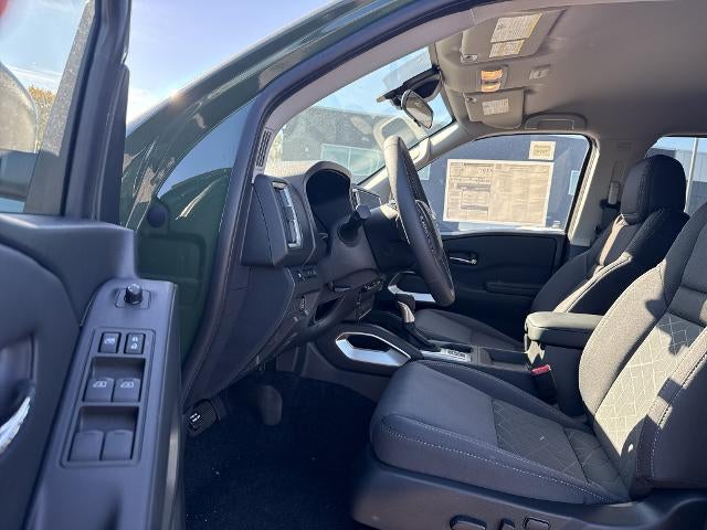 2027 Nissan Frontier Crew Cab 4x4 Long Bed SV