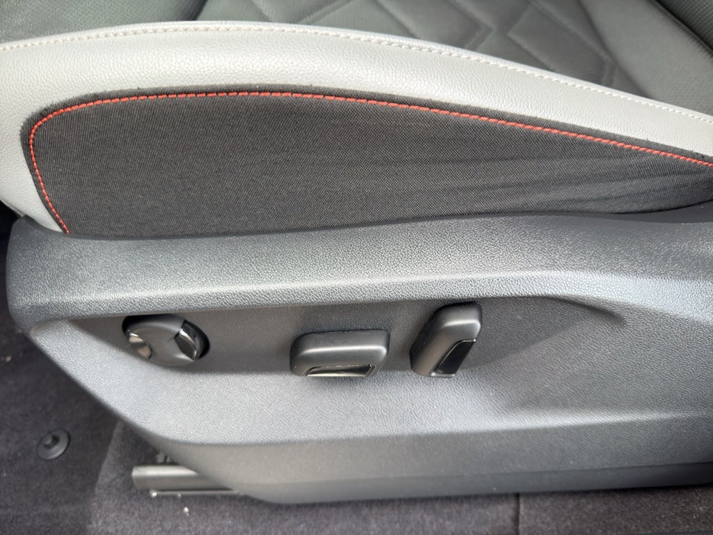 2024 Volkswagen Atlas 2.0T Peak Edition SE w/Technology 4MOTION