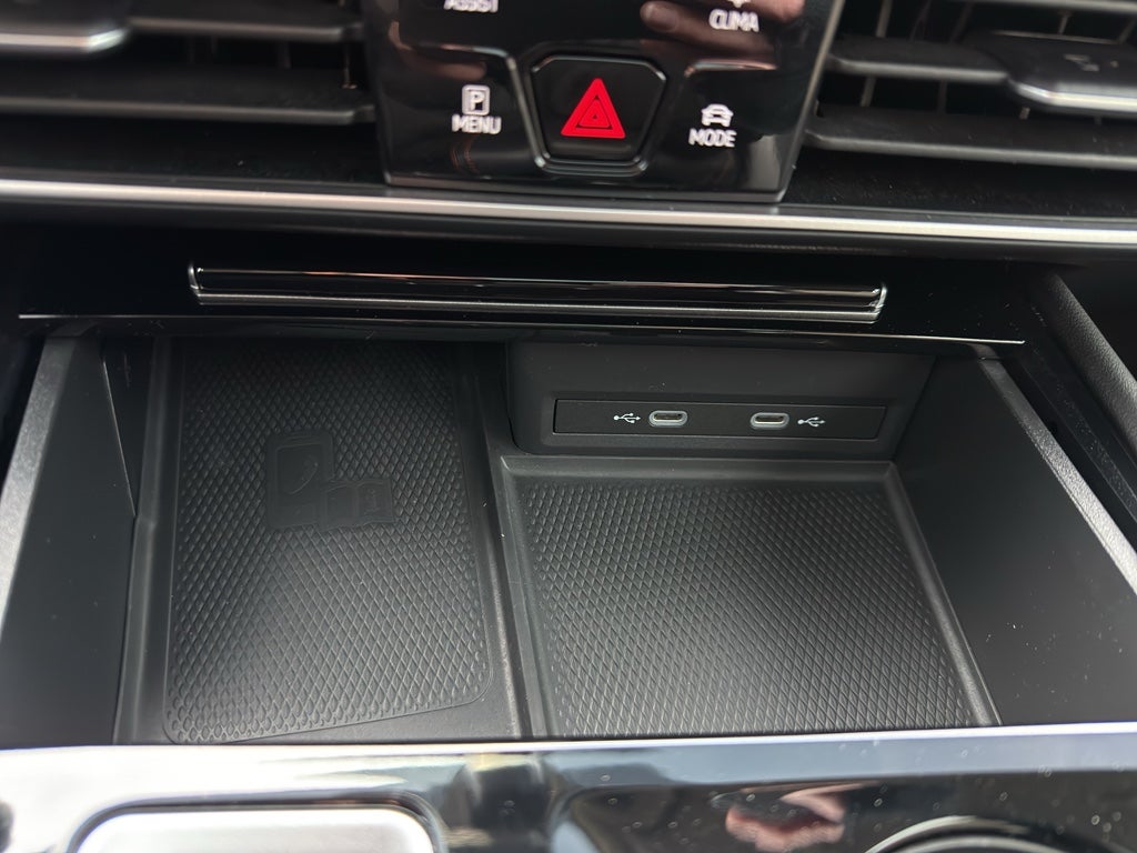 2024 Volkswagen Atlas 2.0T Peak Edition SE w/Technology 4MOTION