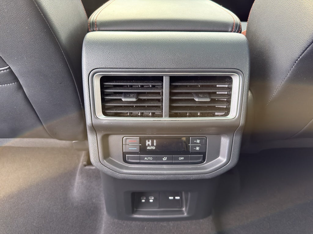 2024 Volkswagen Atlas 2.0T Peak Edition SE w/Technology 4MOTION