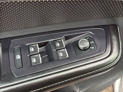 2024 Volkswagen Atlas 2.0T SE w/Technology 4MOTION