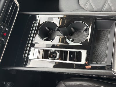 2024 Volkswagen Atlas 2.0T SE w/Technology 4MOTION