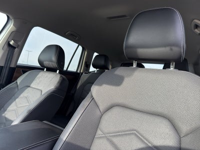 2024 Volkswagen Atlas 2.0T SE w/Technology 4MOTION