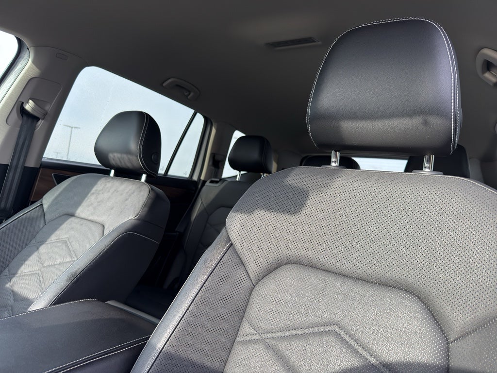 2024 Volkswagen Atlas 2.0T SE w/Technology 4MOTION