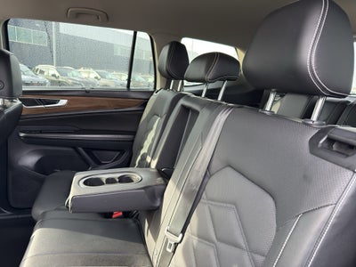 2024 Volkswagen Atlas 2.0T SE w/Technology 4MOTION