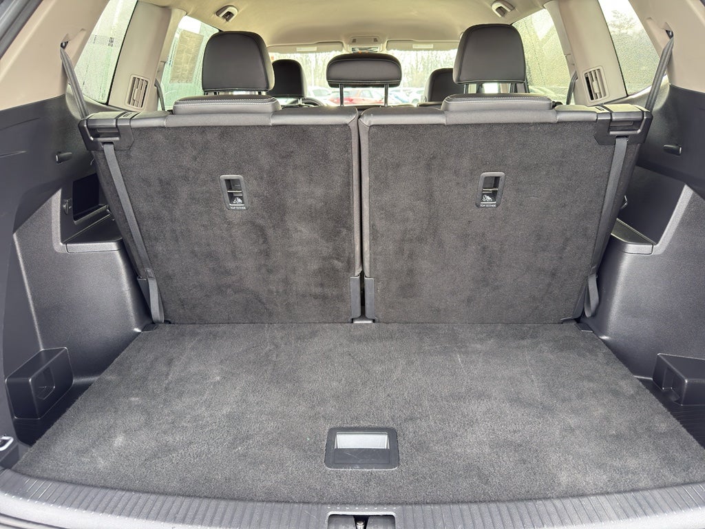 2024 Volkswagen Atlas 2.0T SE w/Technology 4MOTION