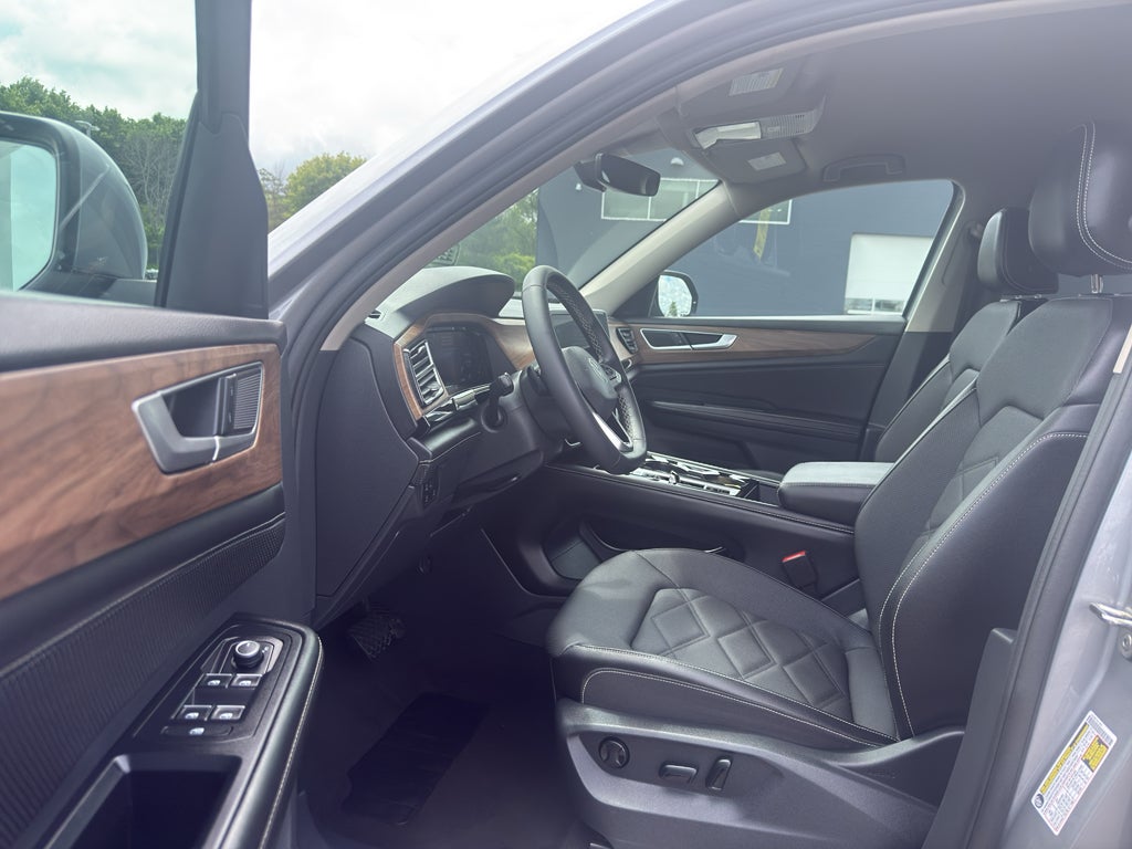 2024 Volkswagen Atlas 2.0T SE w/Technology 4MOTION