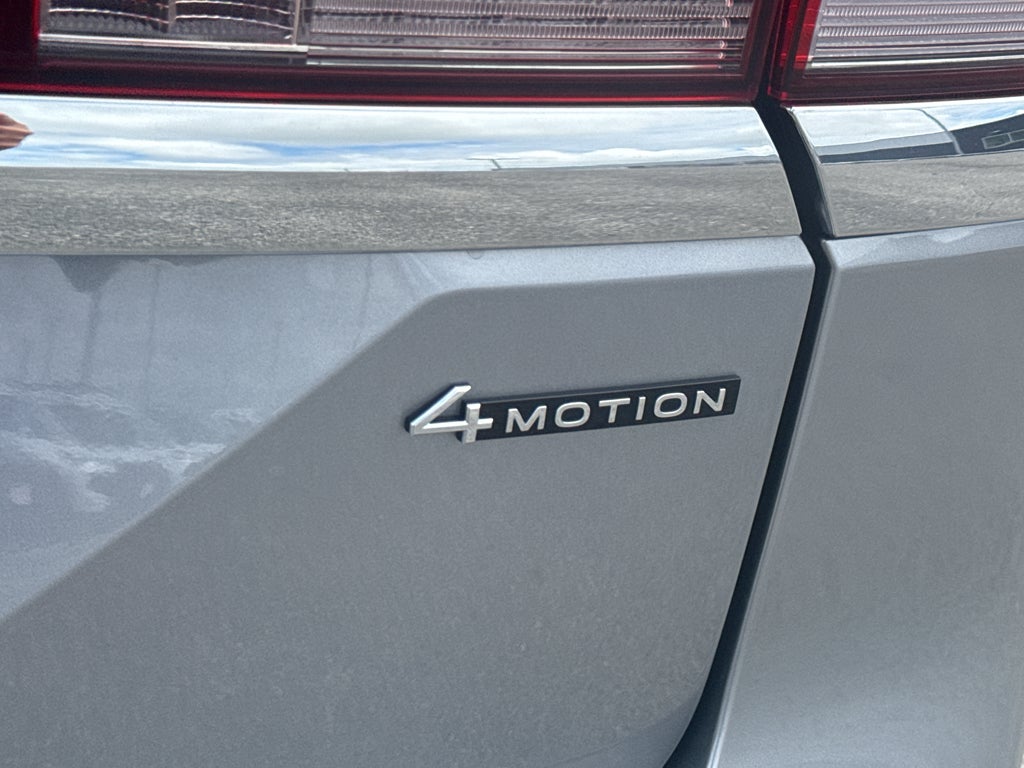 2024 Volkswagen Atlas 2.0T SE w/Technology 4MOTION