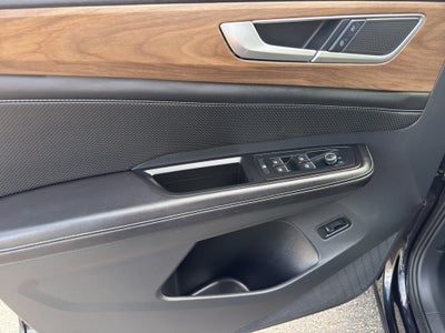 2024 Volkswagen Atlas 2.0T SE w/Technology 4MOTION