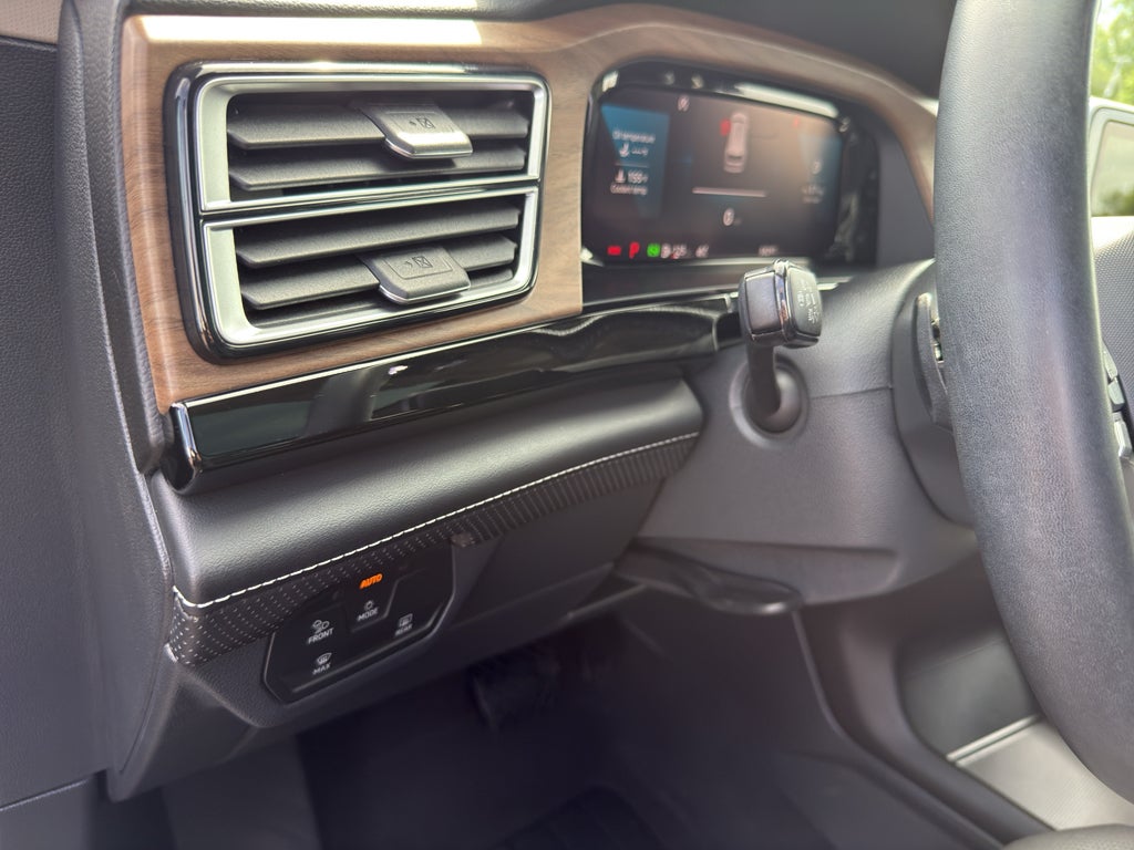 2024 Volkswagen Atlas 2.0T SE w/Technology 4MOTION