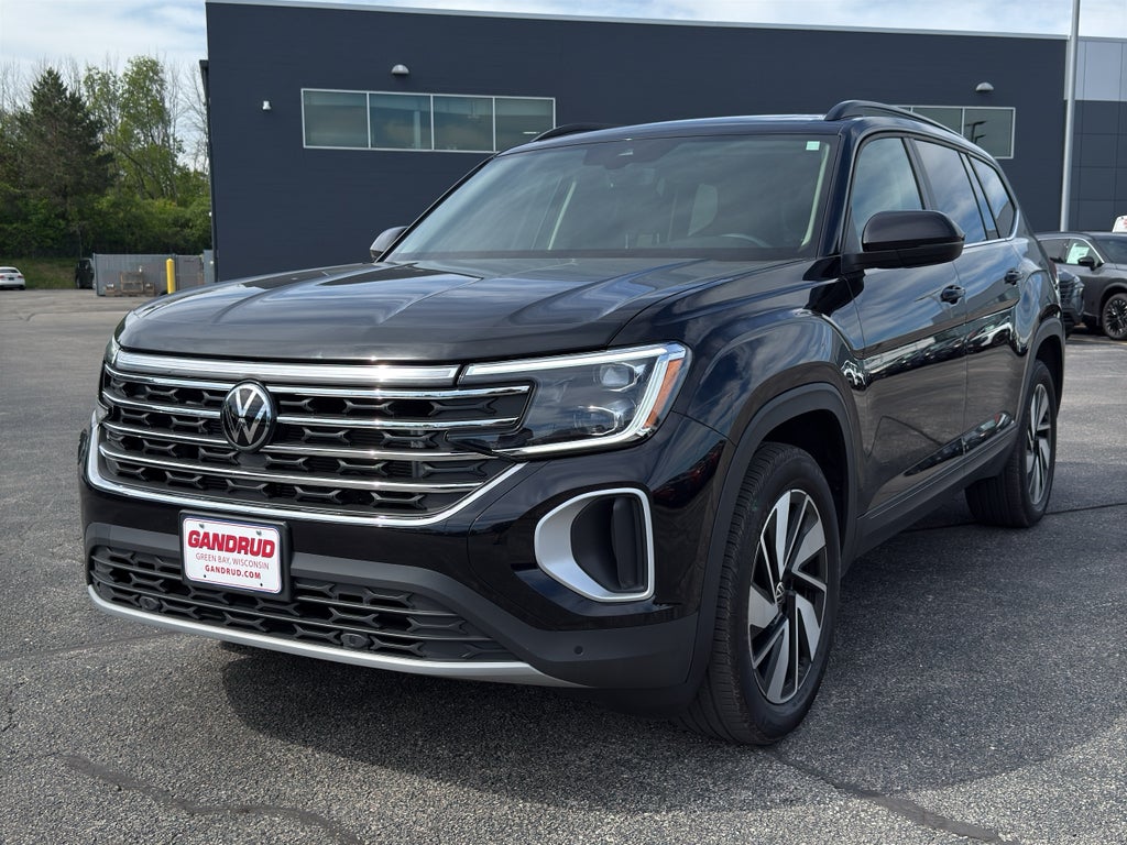 2024 Volkswagen Atlas 2.0T SE w/Technology 4MOTION