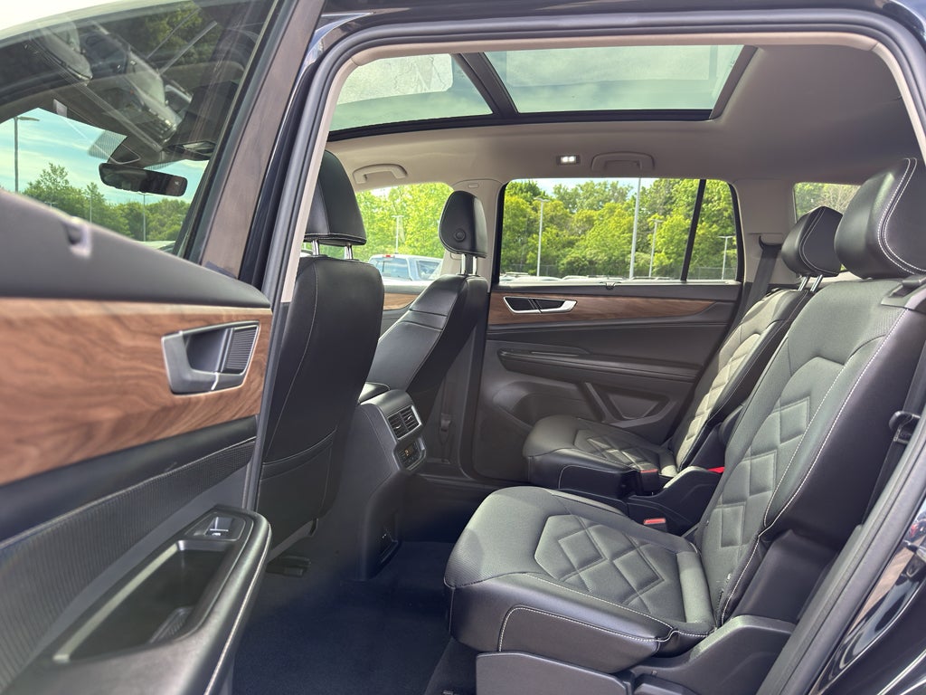 2024 Volkswagen Atlas 2.0T SE w/Technology 4MOTION