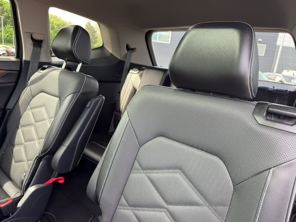 2024 Volkswagen Atlas 2.0T SE w/Technology 4MOTION