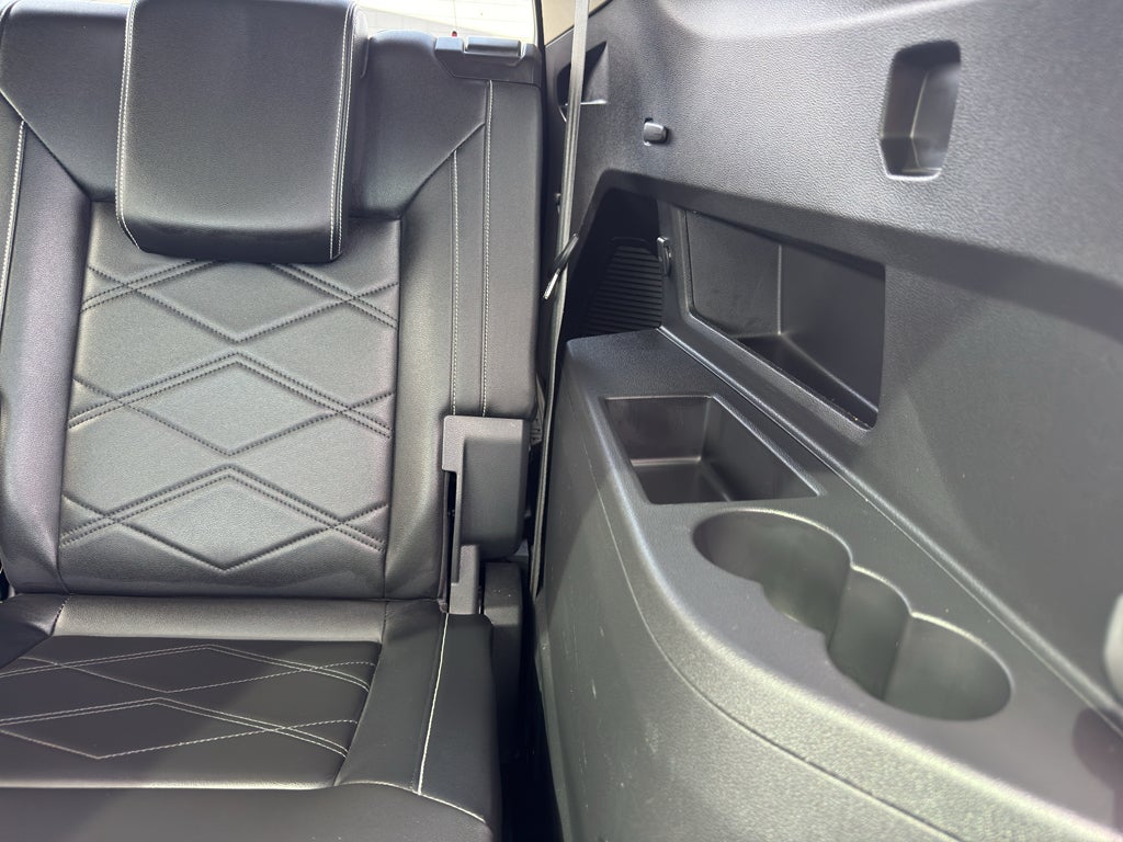 2024 Volkswagen Atlas 2.0T SE w/Technology 4MOTION