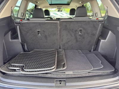 2024 Volkswagen Atlas 2.0T SE w/Technology 4MOTION