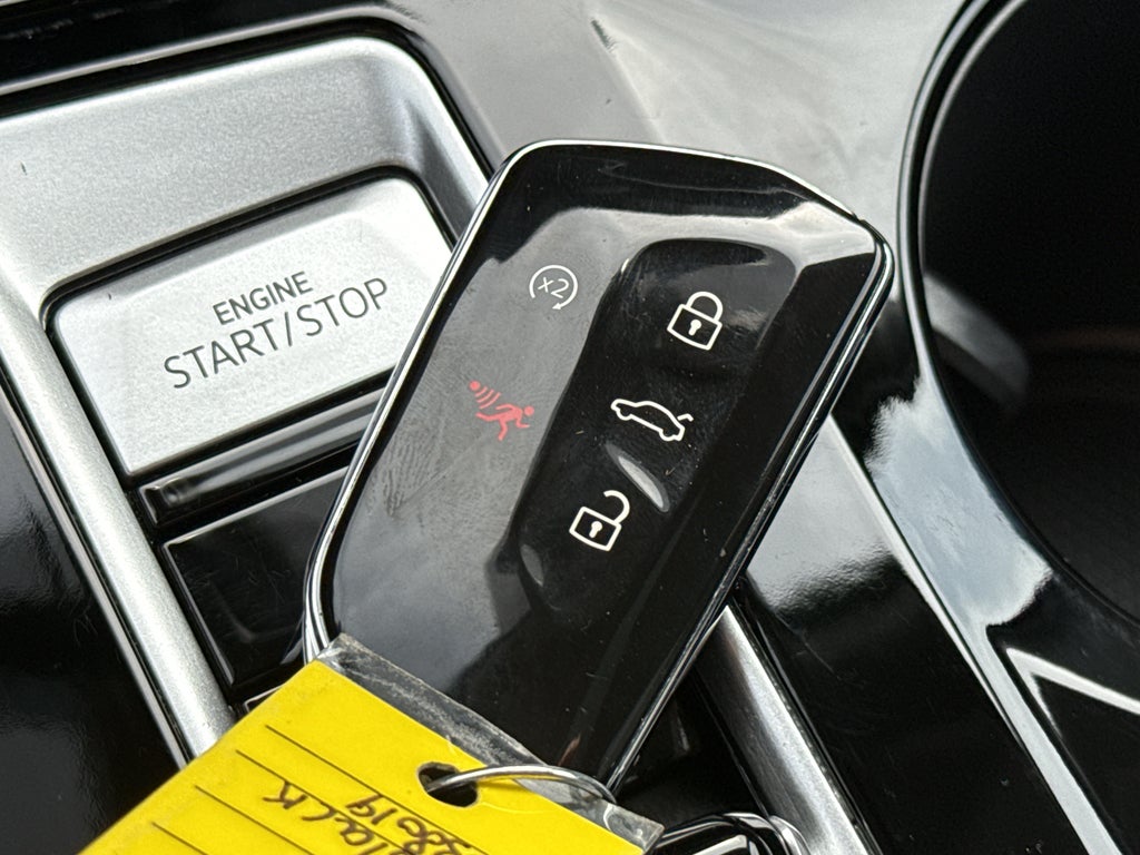 2024 Volkswagen Atlas 2.0T SE w/Technology 4MOTION