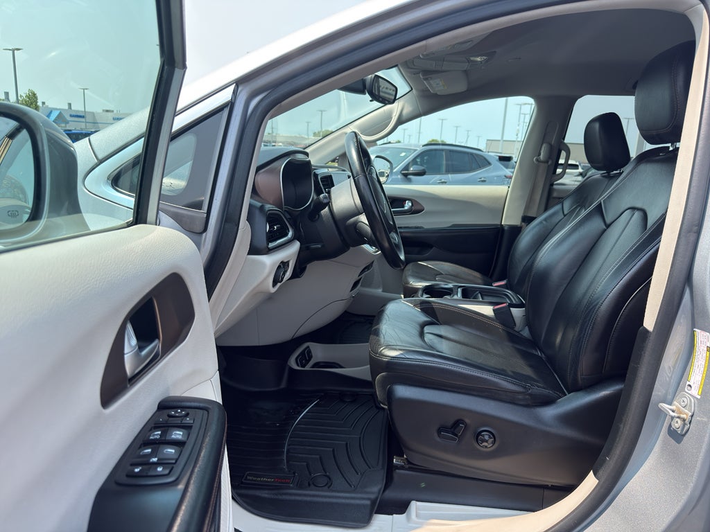2018 Chrysler Pacifica Touring L FWD