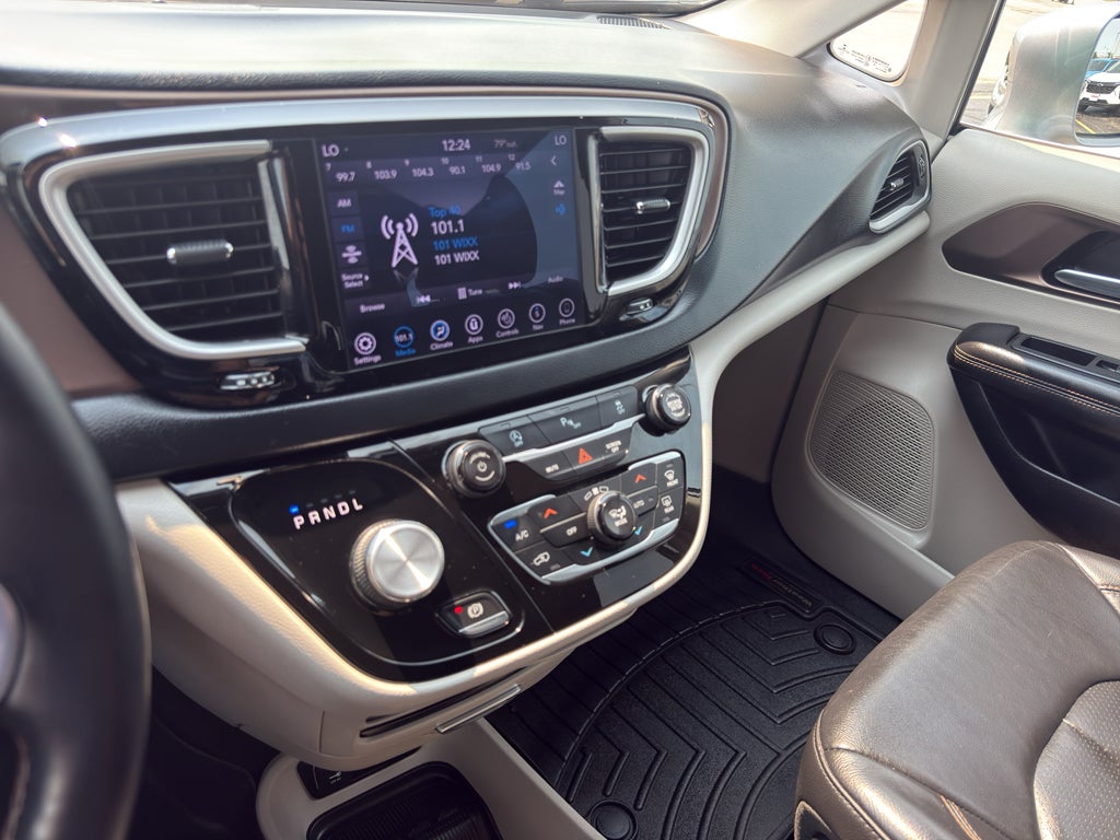 2018 Chrysler Pacifica Touring L FWD