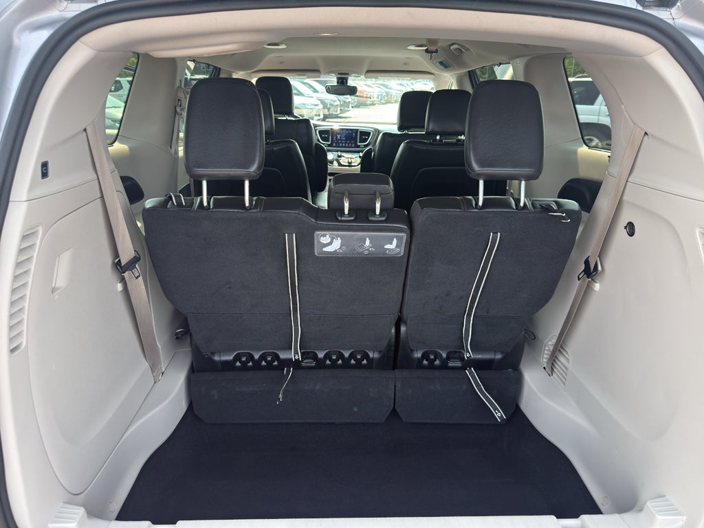 2018 Chrysler Pacifica Touring L FWD