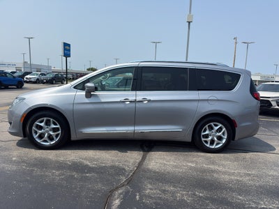 2018 Chrysler Pacifica Touring L FWD