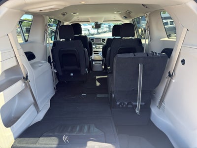2024 Chrysler Voyager LX FWD
