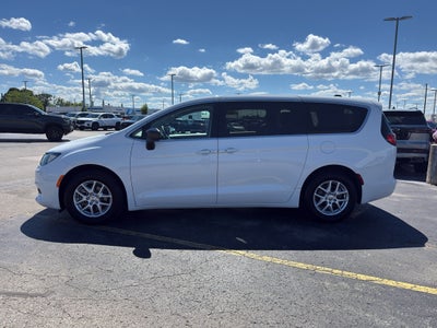 2024 Chrysler Voyager LX FWD