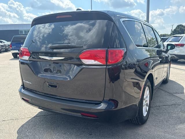 2017 Chrysler Pacifica Touring FWD