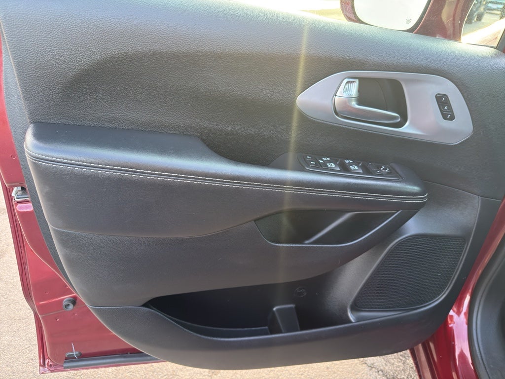 2020 Chrysler Pacifica Touring L Plus FWD