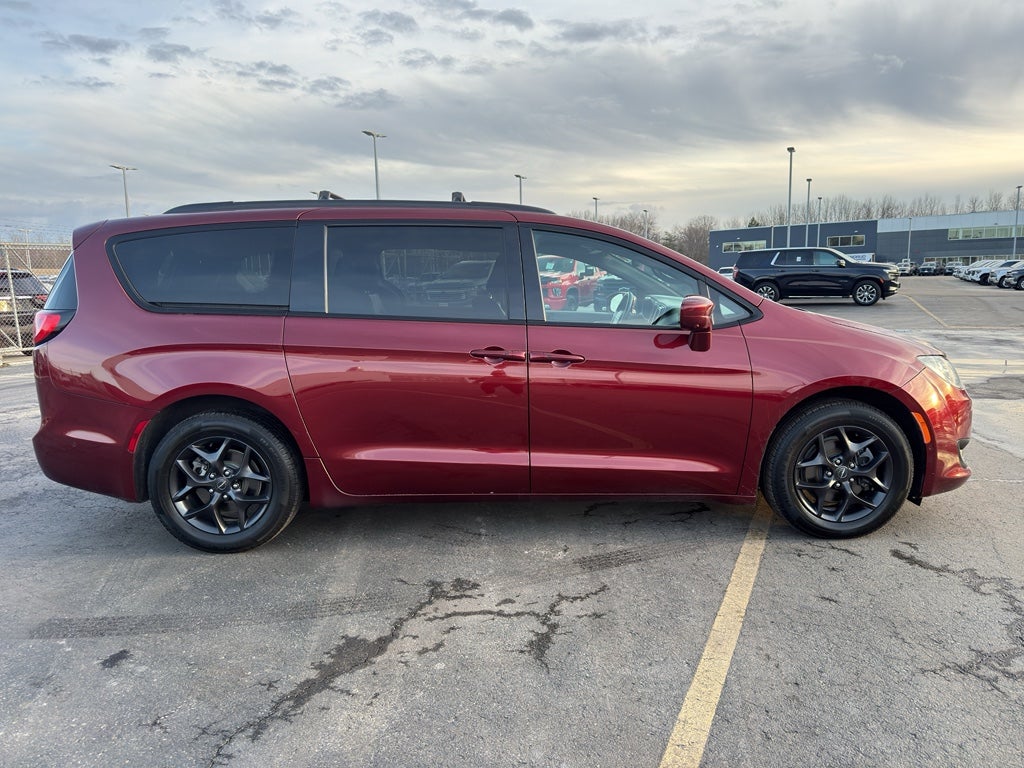 2020 Chrysler Pacifica Touring L Plus FWD