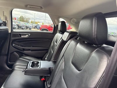 2016 Ford Edge 4dr Titanium AWD
