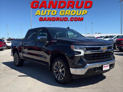2022 Chevrolet Silverado 1500 Crew Cab Short Box 4-Wheel Drive LT 1LT