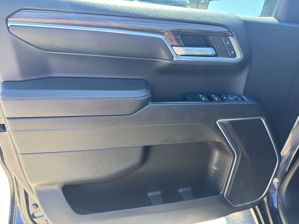 2022 Chevrolet Silverado 1500 Crew Cab Short Box 4-Wheel Drive LT 1LT