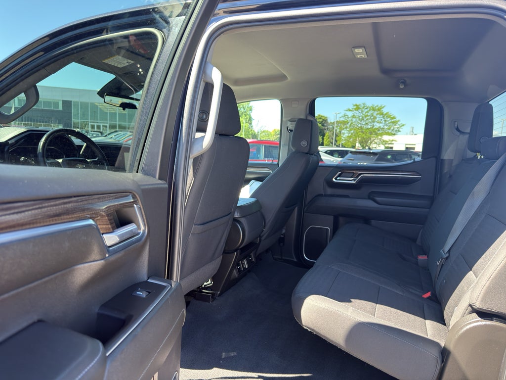 2022 Chevrolet Silverado 1500 Crew Cab Short Box 4-Wheel Drive LT 1LT