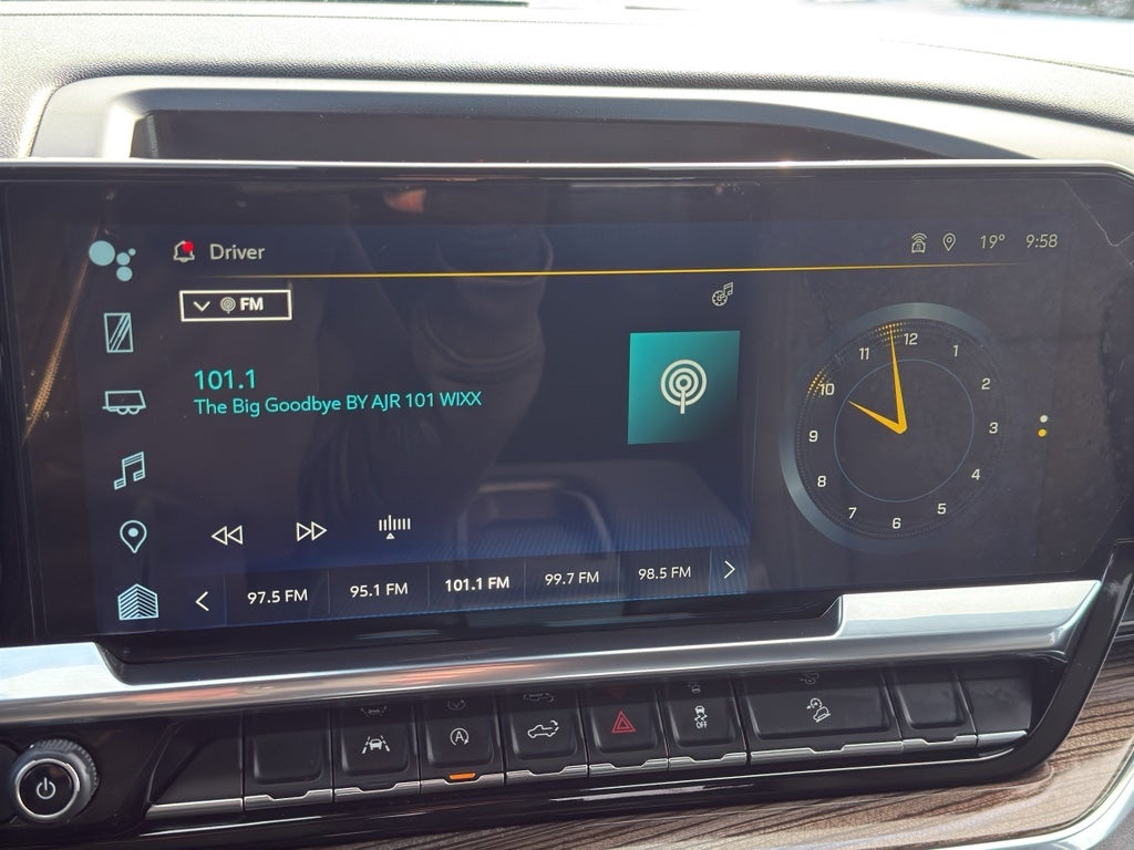 2024 Chevrolet Silverado 1500 Crew Cab Short Box 4-Wheel Drive LT 1LT