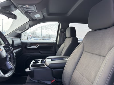 2024 Chevrolet Silverado 1500 Crew Cab Short Box 4-Wheel Drive LT 1LT