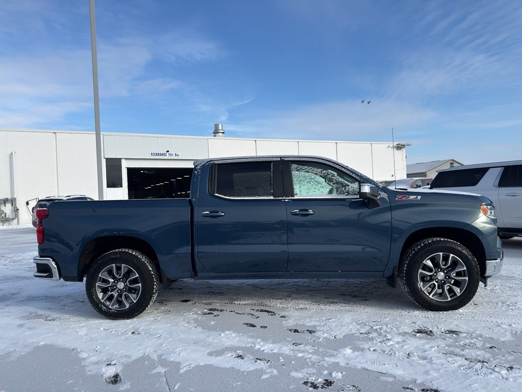 2024 Chevrolet Silverado 1500 Crew Cab Short Box 4-Wheel Drive LT 1LT