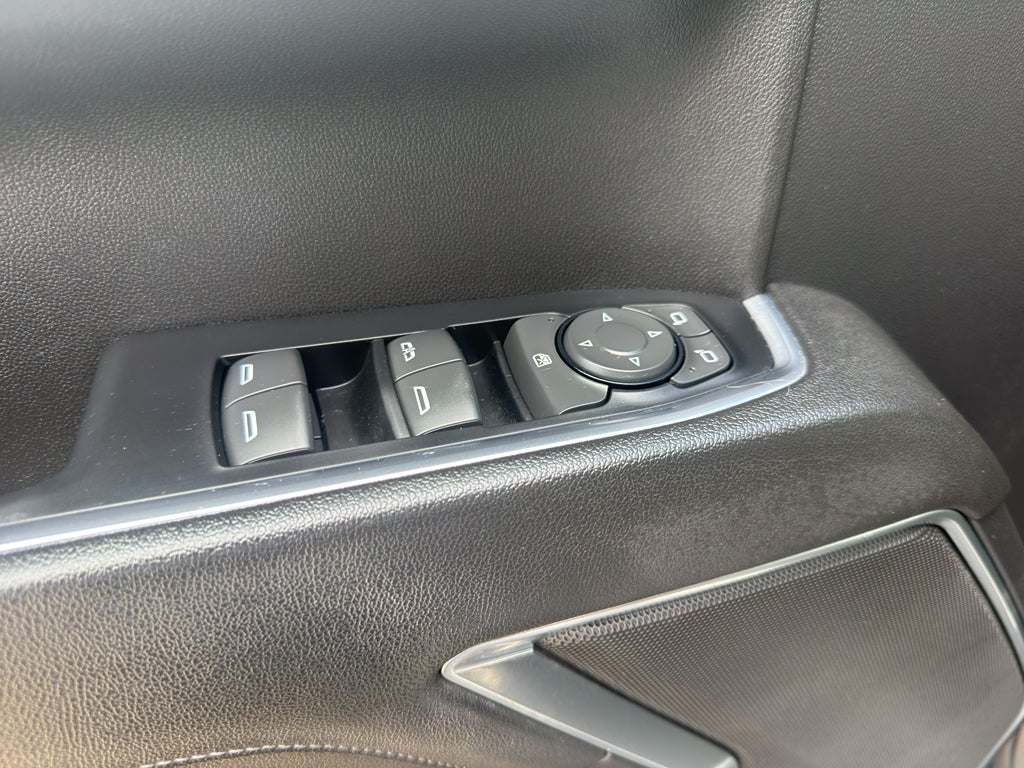 2022 Chevrolet Silverado 1500 Crew Cab Short Box 4-Wheel Drive LT 1LT