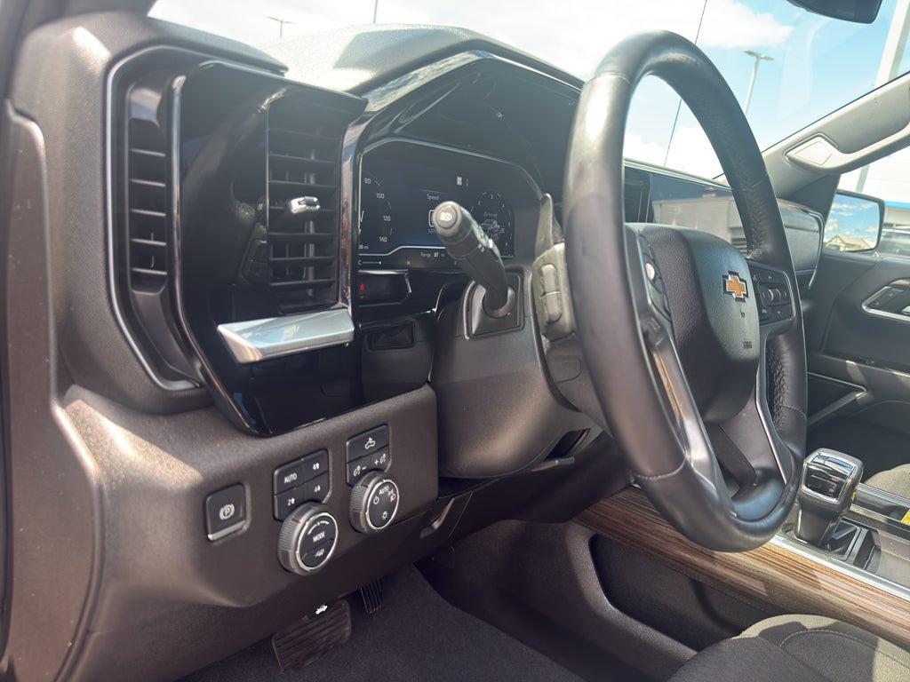 2022 Chevrolet Silverado 1500 Crew Cab Short Box 4-Wheel Drive LT 1LT