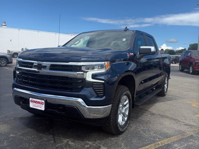 2022 Chevrolet Silverado 1500 Crew Cab Short Box 4-Wheel Drive LT 1LT